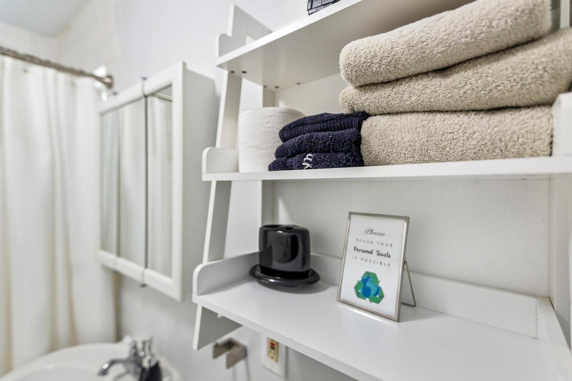 Chic Downtown Vacation Home And Guest Home Уест Палм Бийч Екстериор снимка