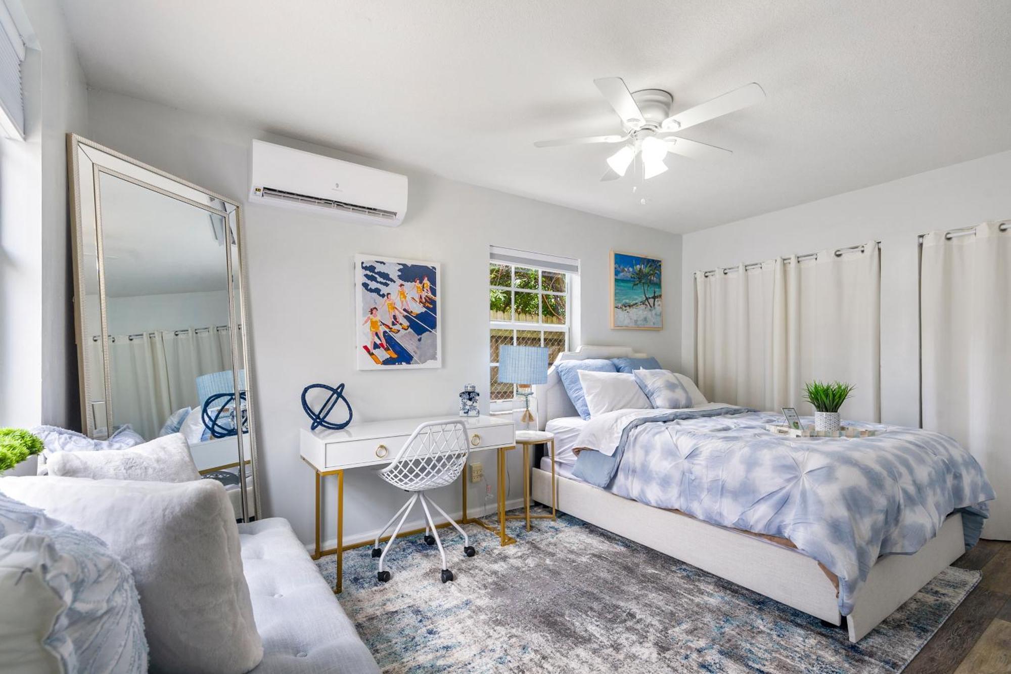 Chic Downtown Vacation Home And Guest Home Уест Палм Бийч Екстериор снимка